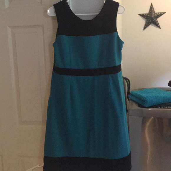 Maternity dress - Picture 3 of 4